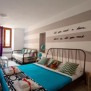 Ciao Bella Colors Guest house