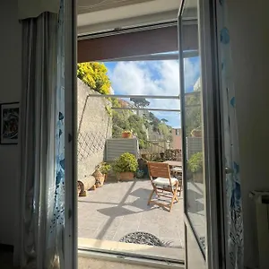 Dreamingrooms Guest house